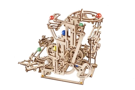 UGEARS Składany Drewniany Model 3D - Tor Kulkowy Wciągnik Poziomowy