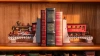 ROBOTIME Składany Drewniany Model 3D LED - Book Nook Pociąg Stulecia